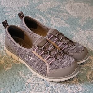 Skechers Women's Gray and Pink Sneakers